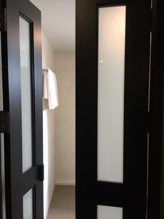 Rock Hotel Bangkok Extérieur photo