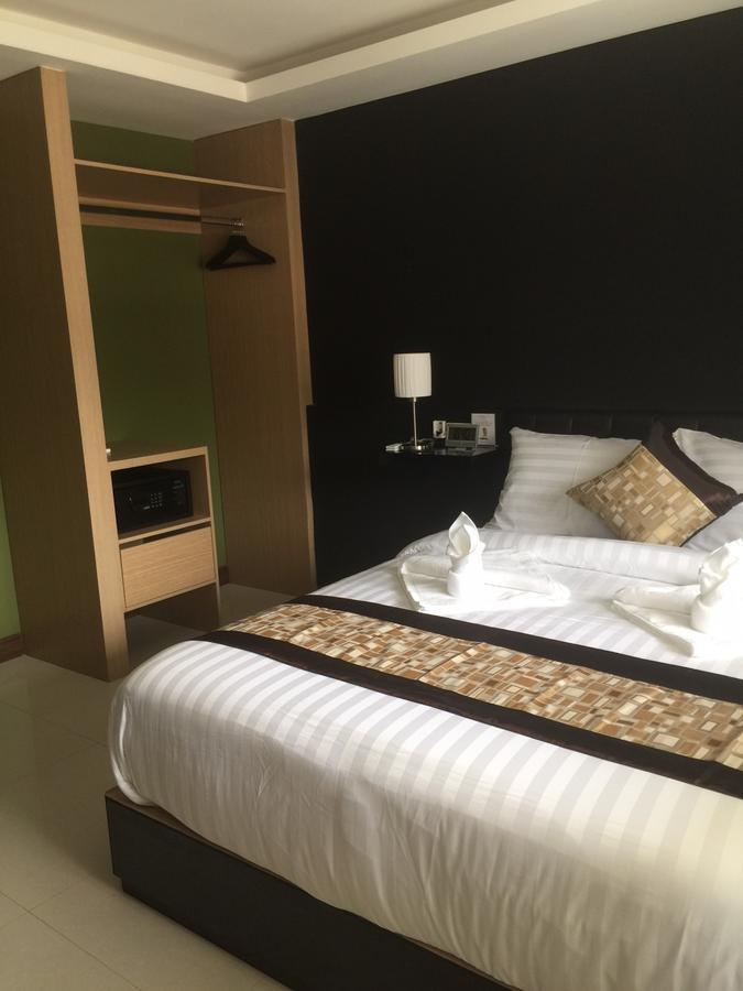 Rock Hotel Bangkok Extérieur photo