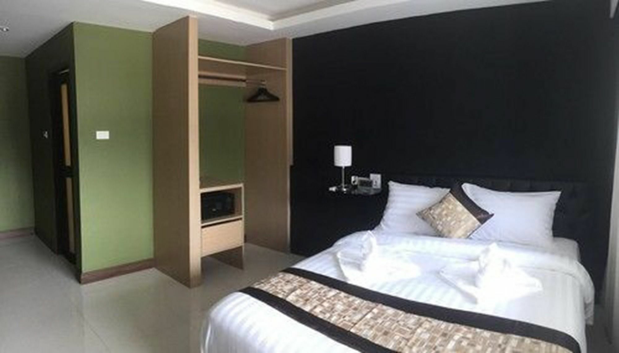 Rock Hotel Bangkok Extérieur photo